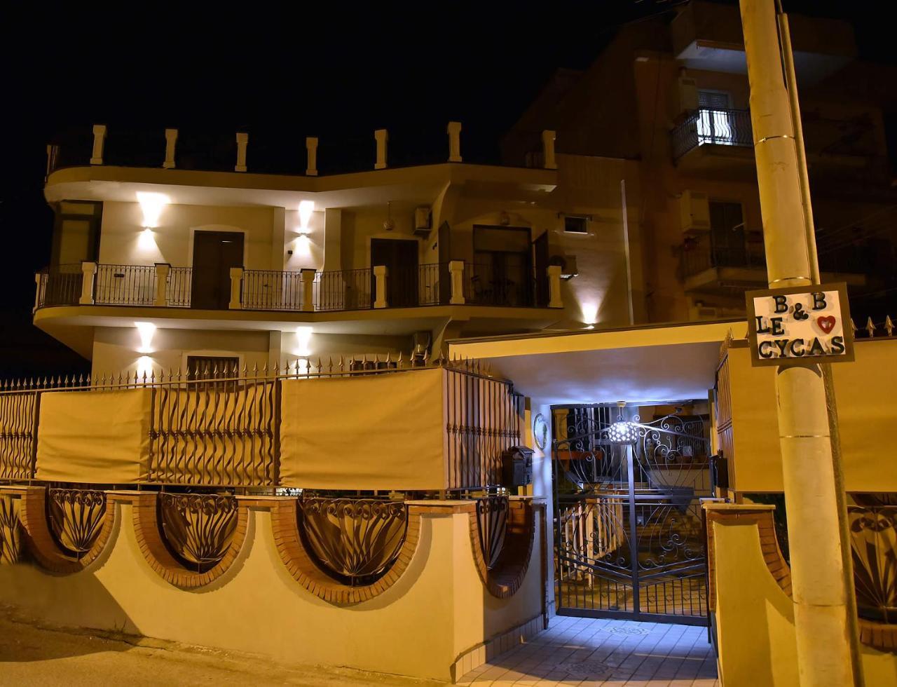 B&B Le Cycas Castellammare di Stabia Buitenkant foto
